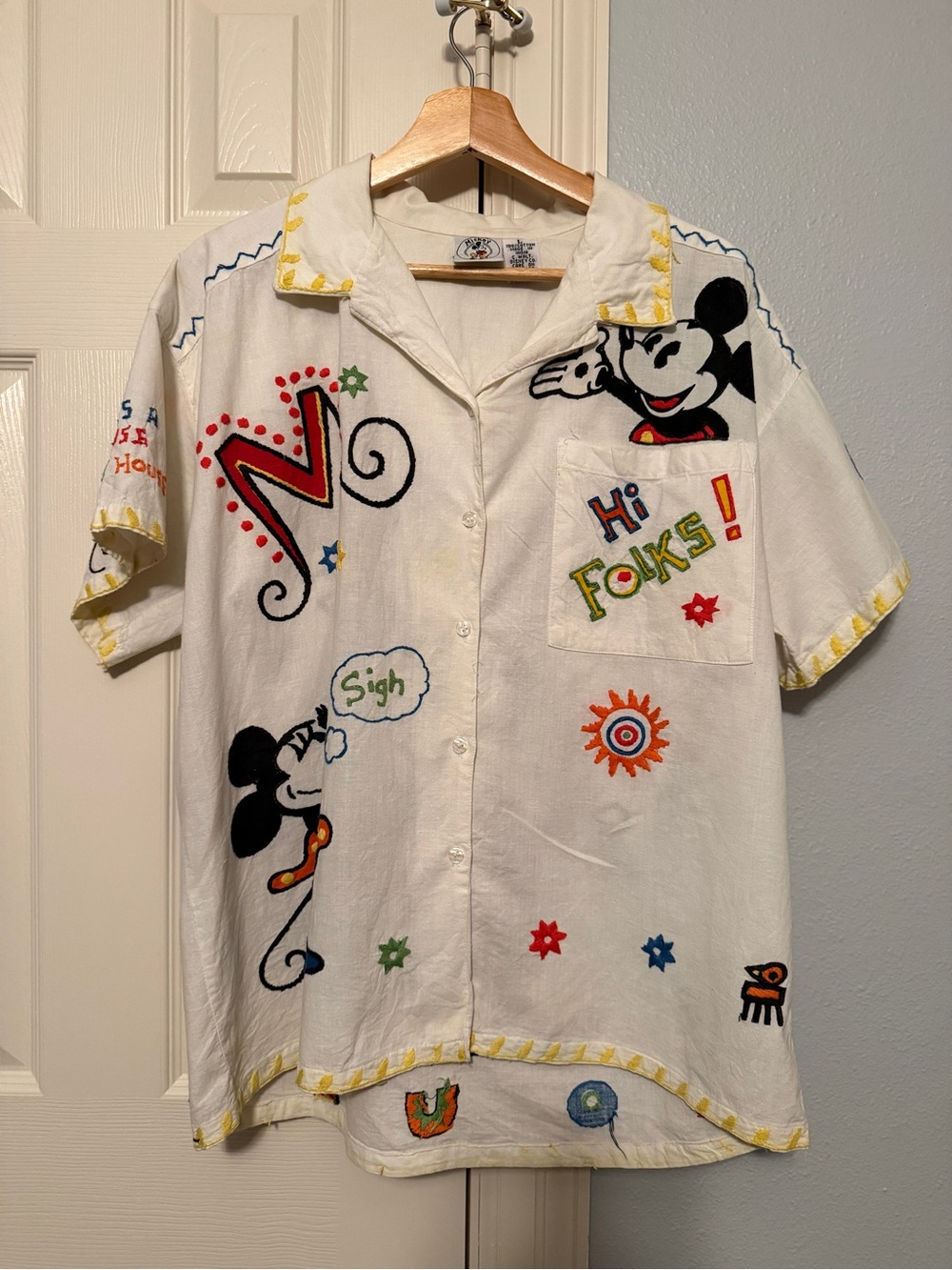 Vintage 90s Disney Large Mickey Mouse White Embroidered Button Hawaiian Shirt